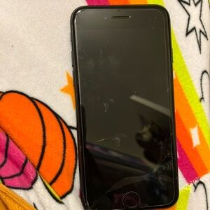 iPhone SE 3rdGeneration
Unlocked  
Battery life: charger included 
256gb